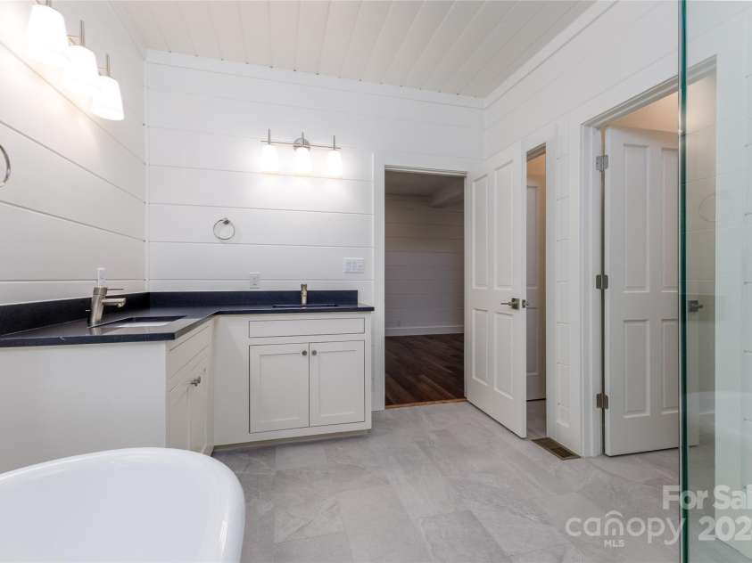 131 Club Drive, Sapphire, NC 28774.  MLS# CAR4157717, YatesRealty ID 136. 