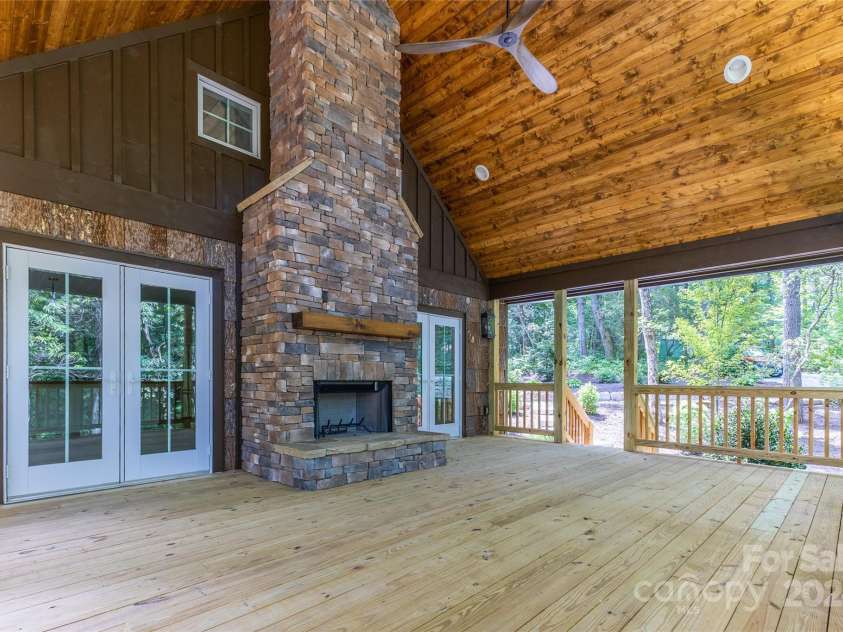 131 Club Drive, Sapphire, NC 28774.  MLS# CAR4157717, YatesRealty ID 136. 