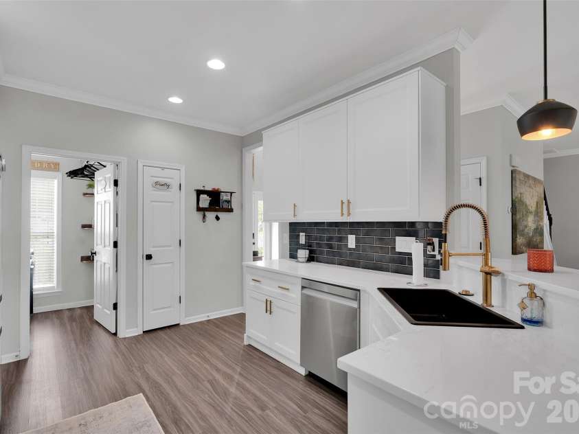 119 Louden Drive, Mooresville, NC 28115.  MLS# CAR4365938, YatesRealty ID 13600. 