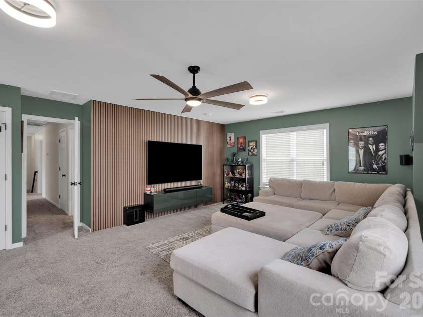 119 Louden Drive, Mooresville, NC 28115.  MLS# CAR4365938, YatesRealty ID 13600. 