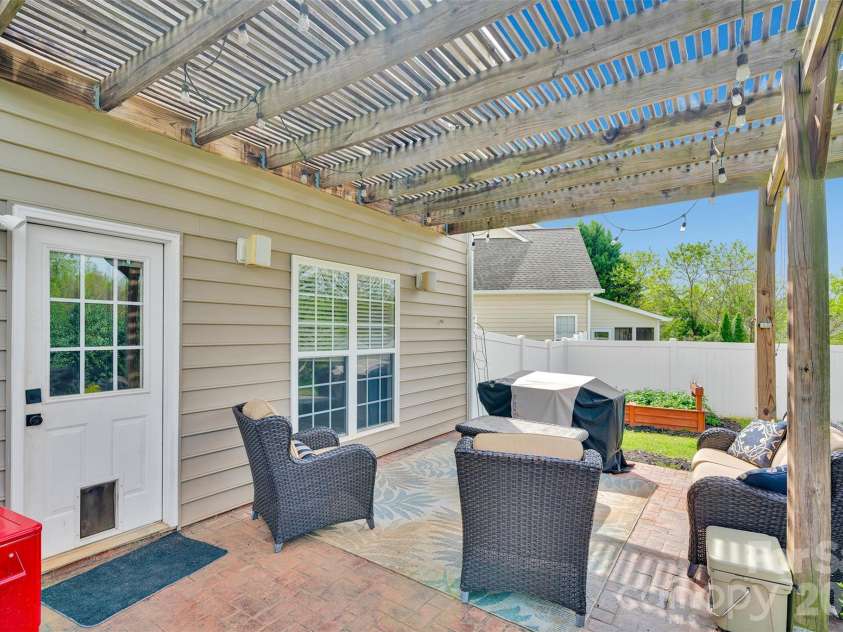 119 Louden Drive, Mooresville, NC 28115.  MLS# CAR4365938, YatesRealty ID 13600. 