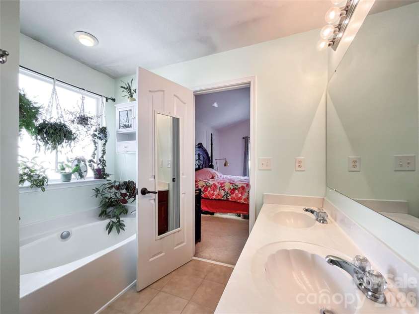 15137 Oldcorn Lane, Charlotte, NC 28262.  MLS# CAR4367729, YatesRealty ID 13601. 