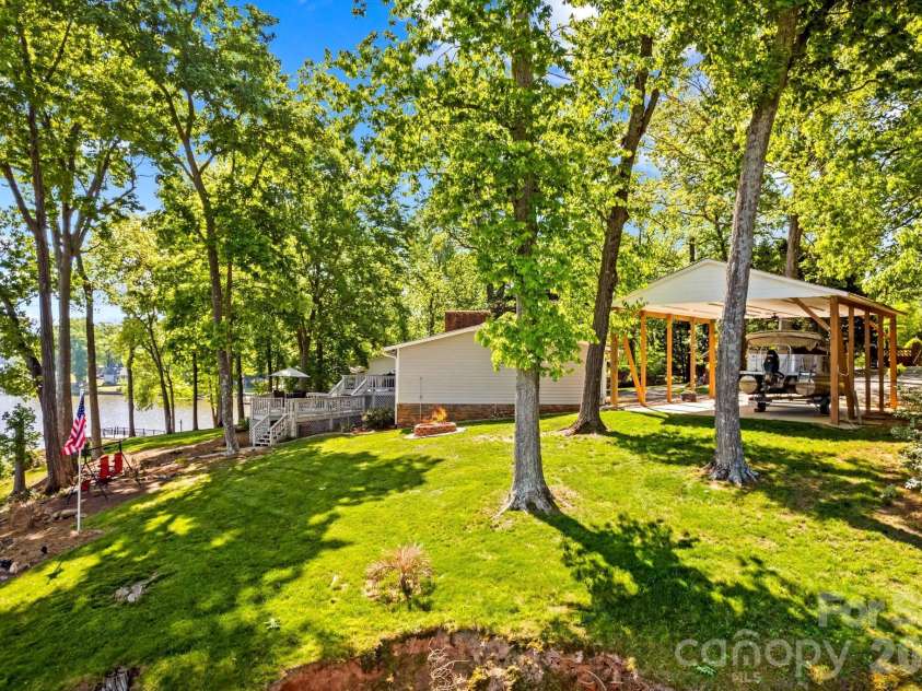 395 Rendleman Drive, Salisbury, NC 28146.  MLS# CAR4367217, YatesRealty ID 13604. 