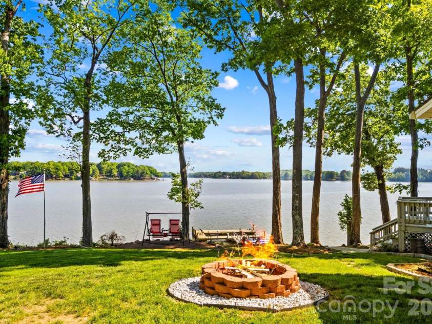 395 Rendleman Drive, Salisbury, NC 28146.  MLS# CAR4367217, YatesRealty ID 13604. 