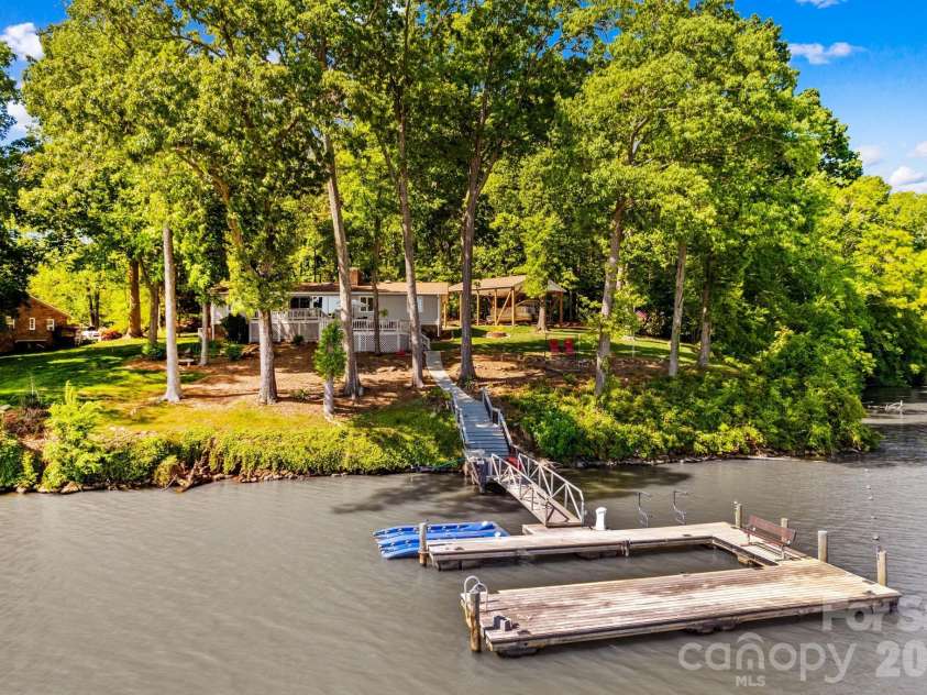 395 Rendleman Drive, Salisbury, NC 28146.  MLS# CAR4367217, YatesRealty ID 13604. 