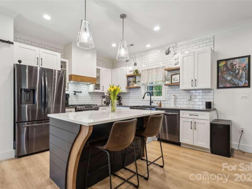 324 Elm Street, Belmont, NC 28012.  MLS# CAR4256973, YatesRealty ID 13605. 