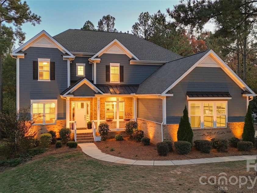 101 Cross Current Lane, Belmont, NC 28012.  MLS# CAR4320517, YatesRealty ID 13607. 