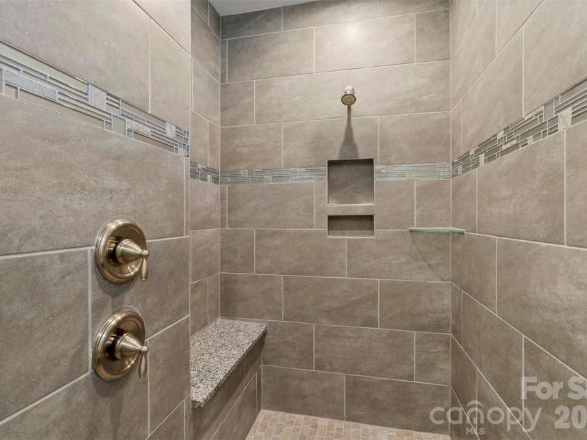 101 Cross Current Lane, Belmont, NC 28012.  MLS# CAR4320517, YatesRealty ID 13607. 