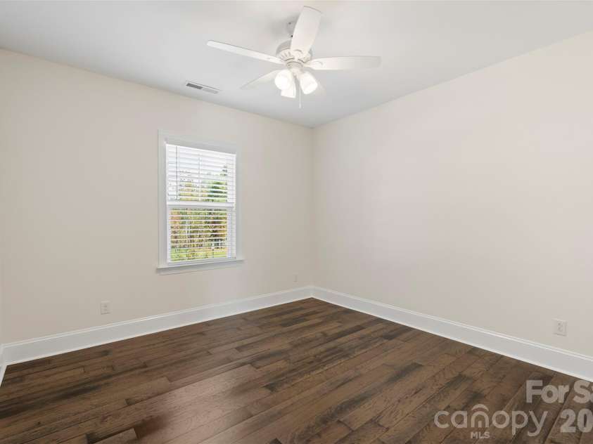 101 Cross Current Lane, Belmont, NC 28012.  MLS# CAR4320517, YatesRealty ID 13607. 