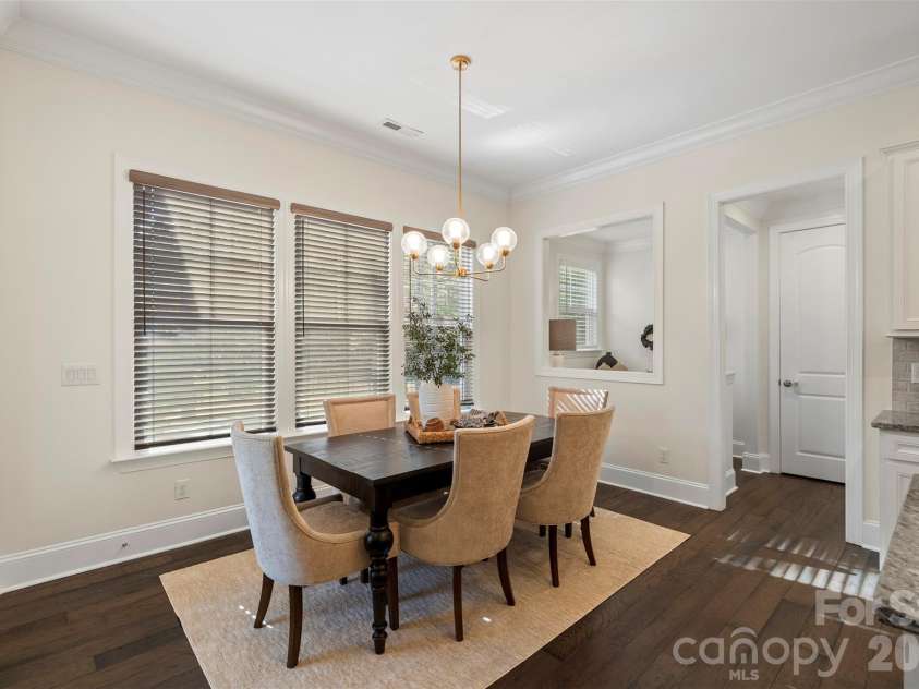 101 Cross Current Lane, Belmont, NC 28012.  MLS# CAR4320517, YatesRealty ID 13607. Breakfast area