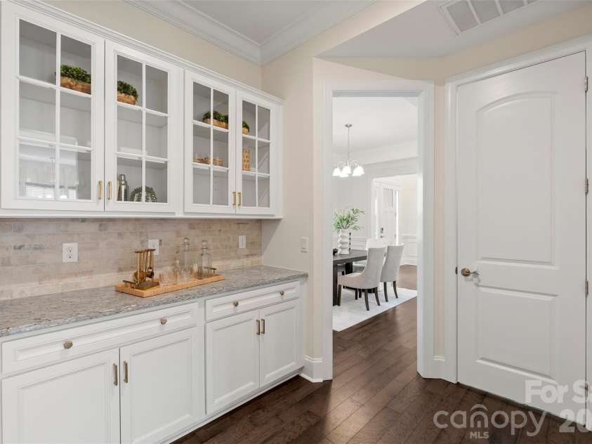 101 Cross Current Lane, Belmont, NC 28012.  MLS# CAR4320517, YatesRealty ID 13607. Butlers Panty