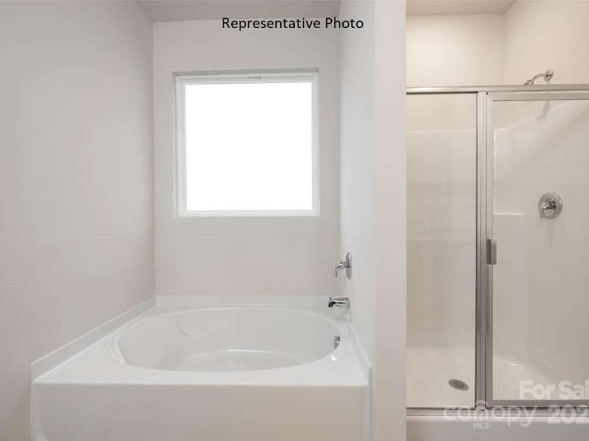 808 Candy Drive, Statesville, NC 28677.  MLS# CAR4239097, YatesRealty ID 13607. 