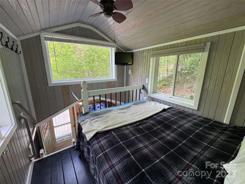 5535 Buffalo Cove Road, Lenoir, NC 28645.  MLS# CAR4256776, YatesRealty ID 13608. 