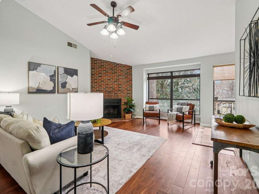 1606 Sharon Road, Charlotte, NC 28210.  MLS# CAR4348906, YatesRealty ID 13609. 