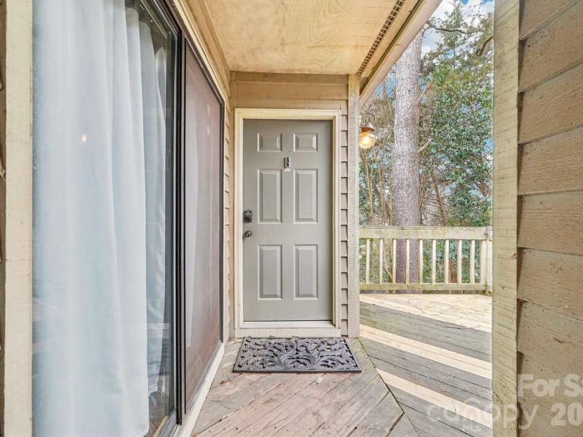 1606 Sharon Road, Charlotte, NC 28210.  MLS# CAR4348906, YatesRealty ID 13609. 