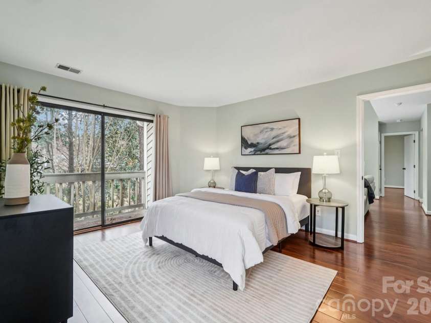 1606 Sharon Road, Charlotte, NC 28210.  MLS# CAR4348906, YatesRealty ID 13609. 