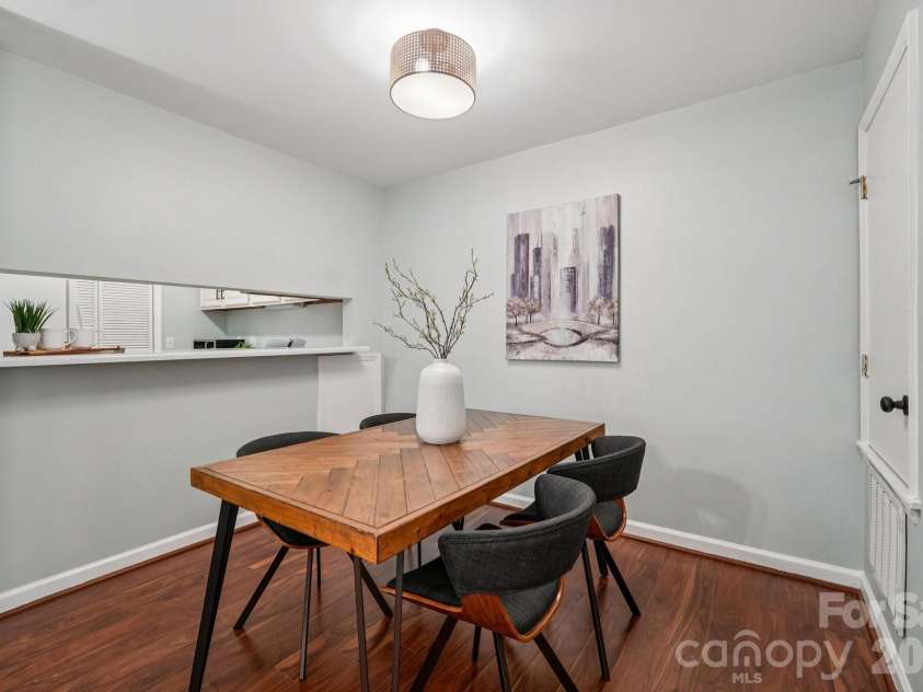 1606 Sharon Road, Charlotte, NC 28210.  MLS# CAR4348906, YatesRealty ID 13609. 