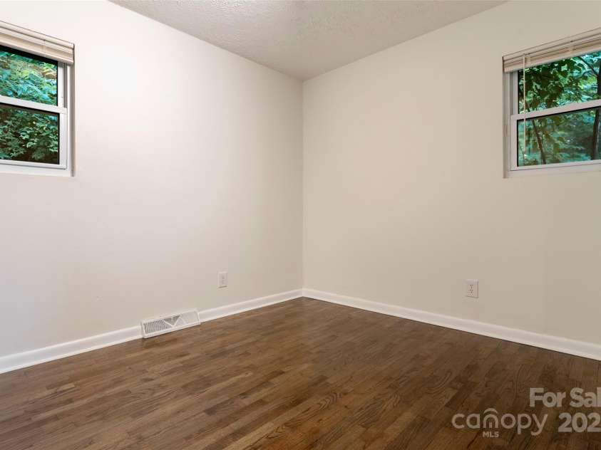 41 Aiken Street, Brevard, NC 28712.  MLS# CAR4259232, YatesRealty ID 13609. 