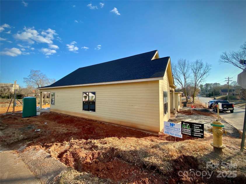 174 Mitchell Street, Rutherfordton, NC 28139.  MLS# CAR4331139, YatesRealty ID 1361. Left side/corner lot
