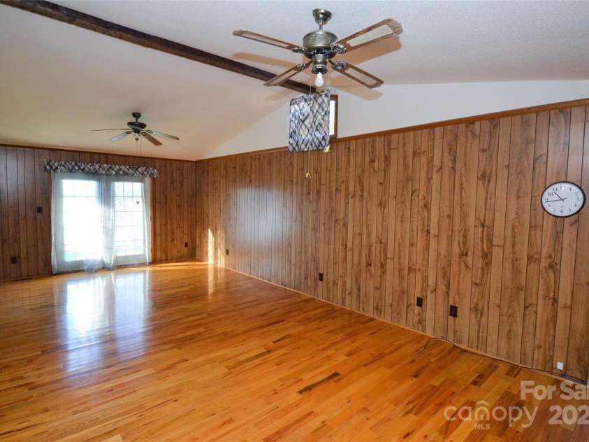 2725 Carla Drive, Shelby, NC 28150.  MLS# CAR4163496, YatesRealty ID 1361. 