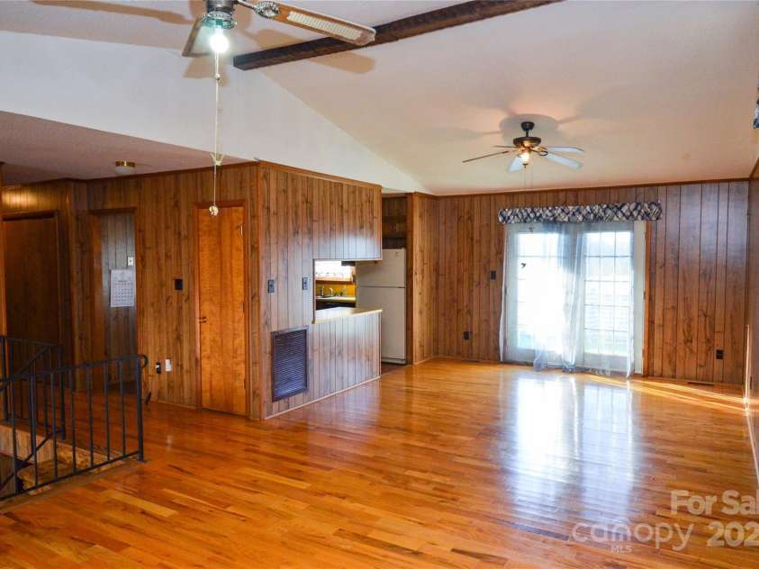 2725 Carla Drive, Shelby, NC 28150.  MLS# CAR4163496, YatesRealty ID 1361. 