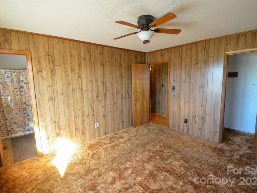 2725 Carla Drive, Shelby, NC 28150.  MLS# CAR4163496, YatesRealty ID 1361. 