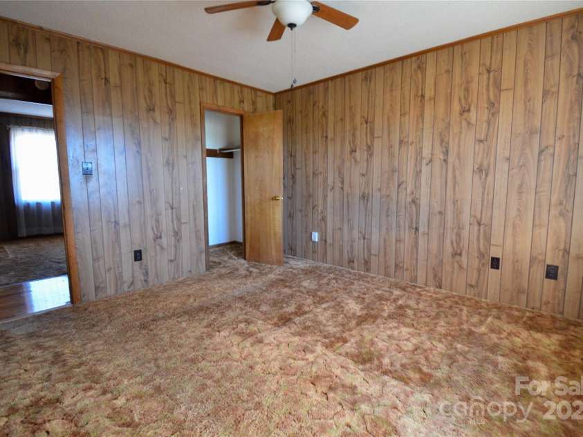 2725 Carla Drive, Shelby, NC 28150.  MLS# CAR4163496, YatesRealty ID 1361. 