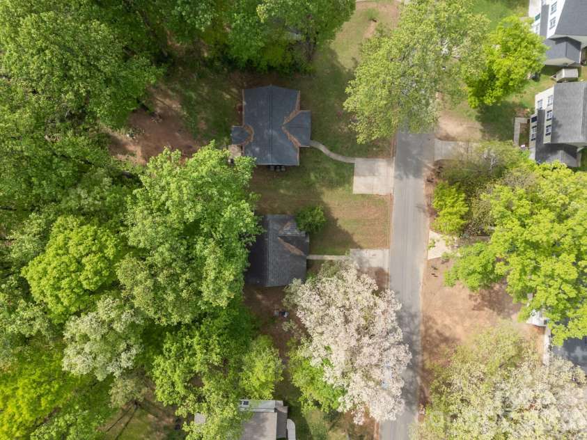 2246 Sunset Boulevard, Charlotte, NC 28269.  MLS# CAR4366304, YatesRealty ID 13610. Aerial of the Home 