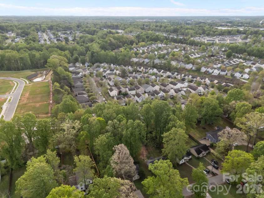 2246 Sunset Boulevard, Charlotte, NC 28269.  MLS# CAR4366304, YatesRealty ID 13610. Aerial of the Neighborhood