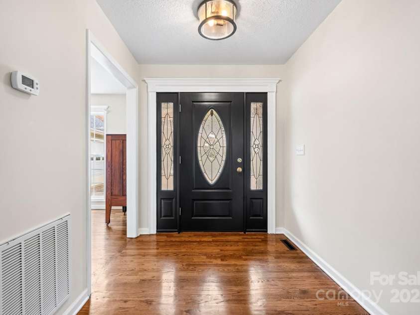 892 Plantation Drive, Marion, NC 28752.  MLS# CAR4228017, YatesRealty ID 13610. 