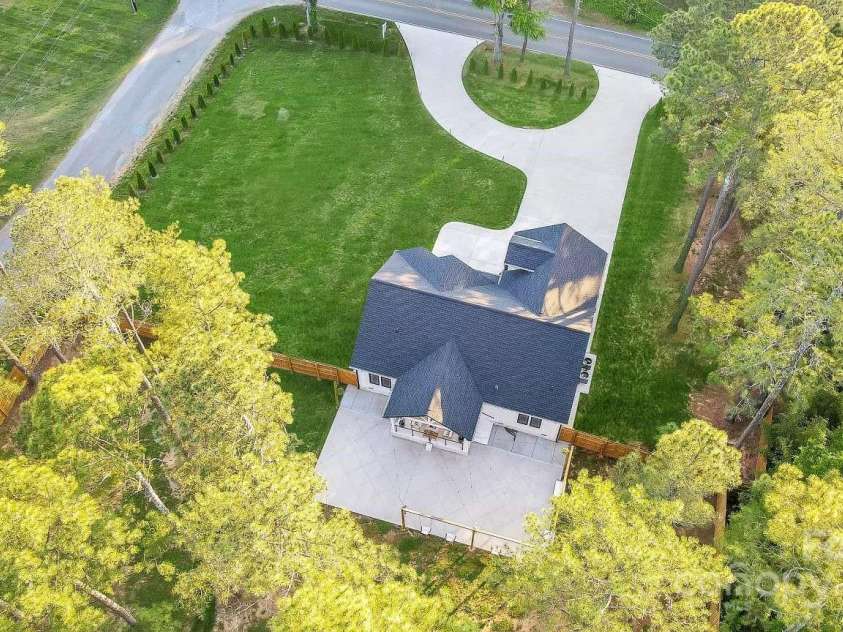 10125 Bethel Church Road, Midland, NC 28107.  MLS# CAR4253990, YatesRealty ID 13611. 