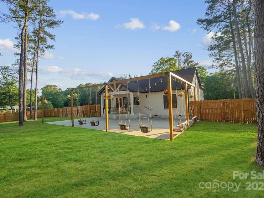 10125 Bethel Church Road, Midland, NC 28107.  MLS# CAR4253990, YatesRealty ID 13611. 