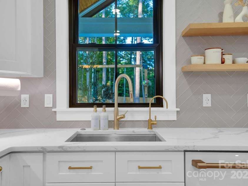 10125 Bethel Church Road, Midland, NC 28107.  MLS# CAR4253990, YatesRealty ID 13611. 