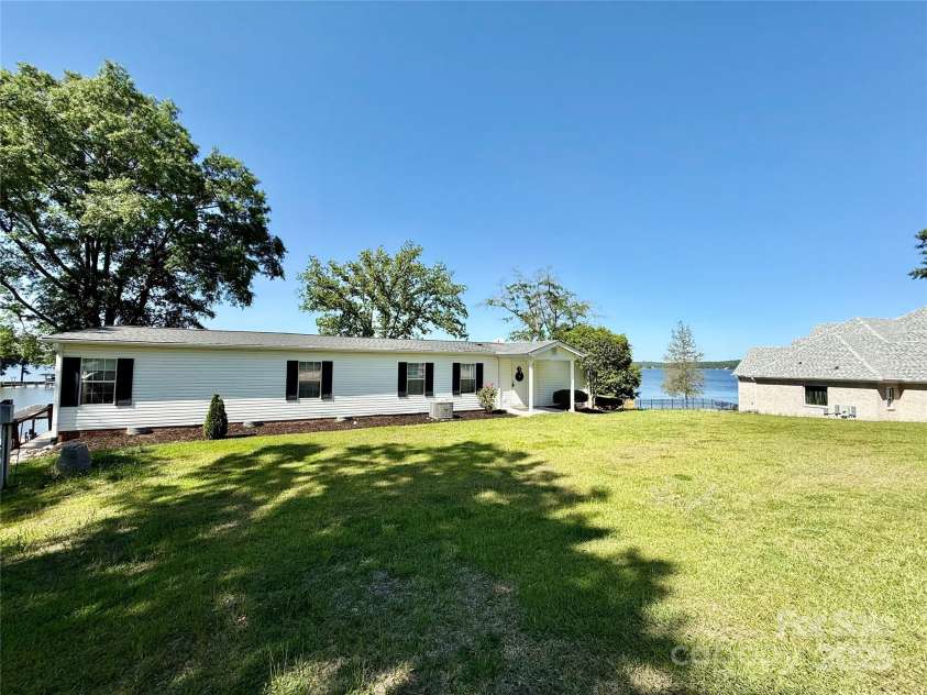 37 Suede Lane, Ridgeway, SC 29130.  MLS# CAR4249636, YatesRealty ID 13612. 