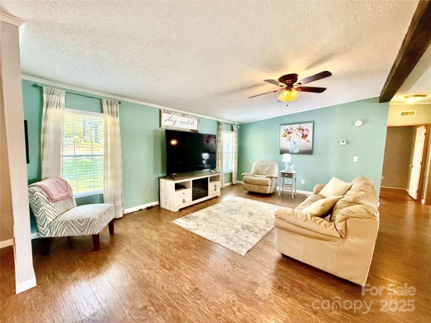 37 Suede Lane, Ridgeway, SC 29130.  MLS# CAR4249636, YatesRealty ID 13612. 