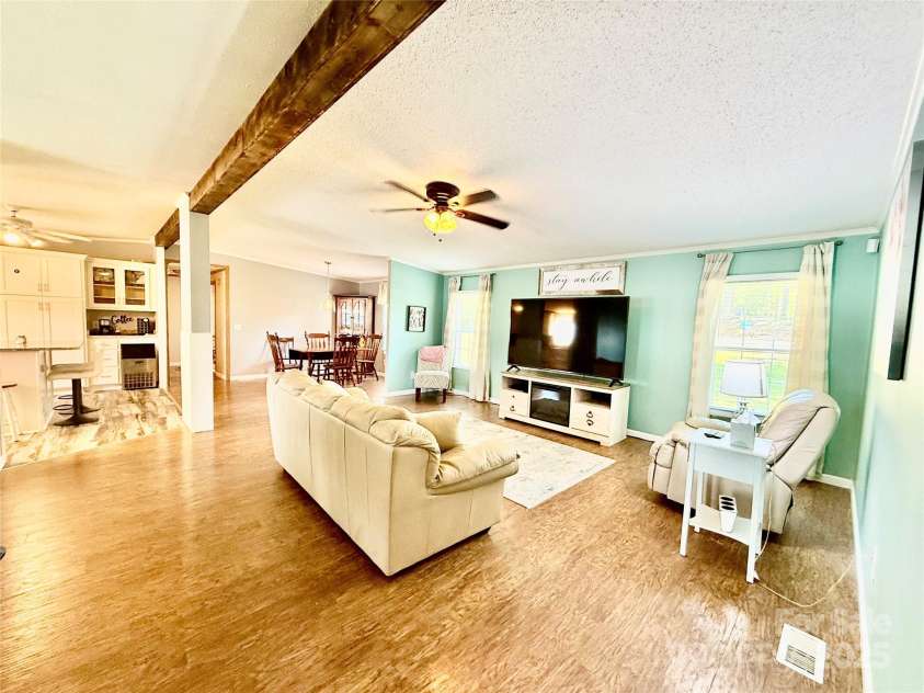 37 Suede Lane, Ridgeway, SC 29130.  MLS# CAR4249636, YatesRealty ID 13612. 