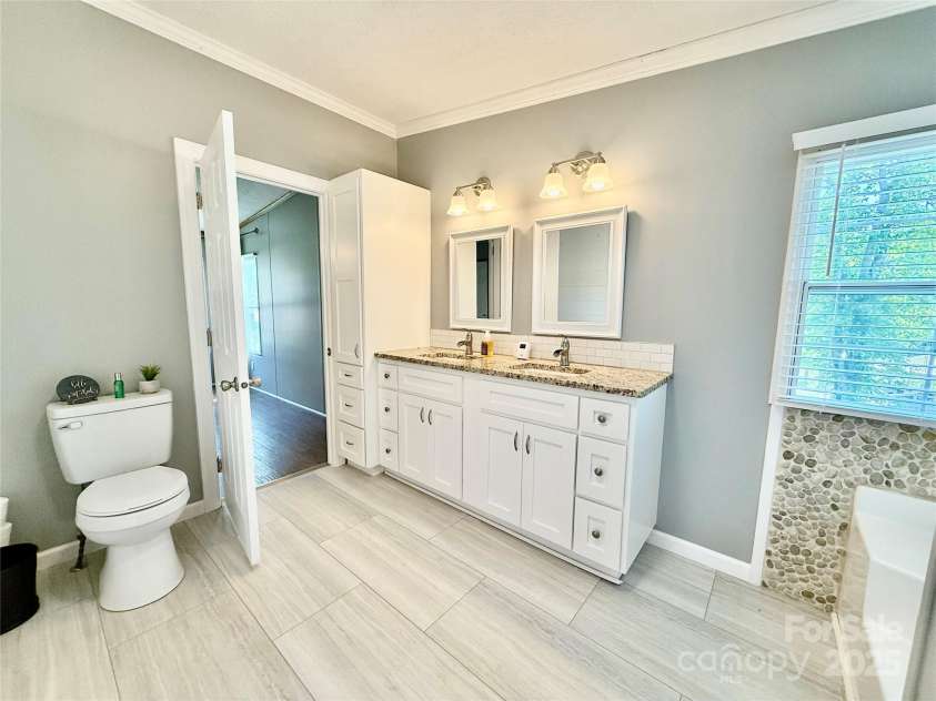 37 Suede Lane, Ridgeway, SC 29130.  MLS# CAR4249636, YatesRealty ID 13612. 