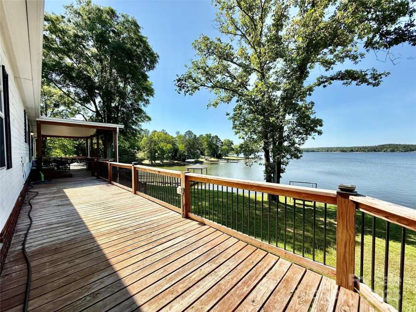 37 Suede Lane, Ridgeway, SC 29130.  MLS# CAR4249636, YatesRealty ID 13612. 