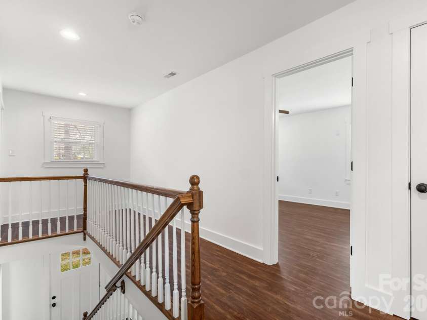 6613 Pleasure Drive, Waxhaw, NC 28173.  MLS# CAR4345224, YatesRealty ID 13613. 