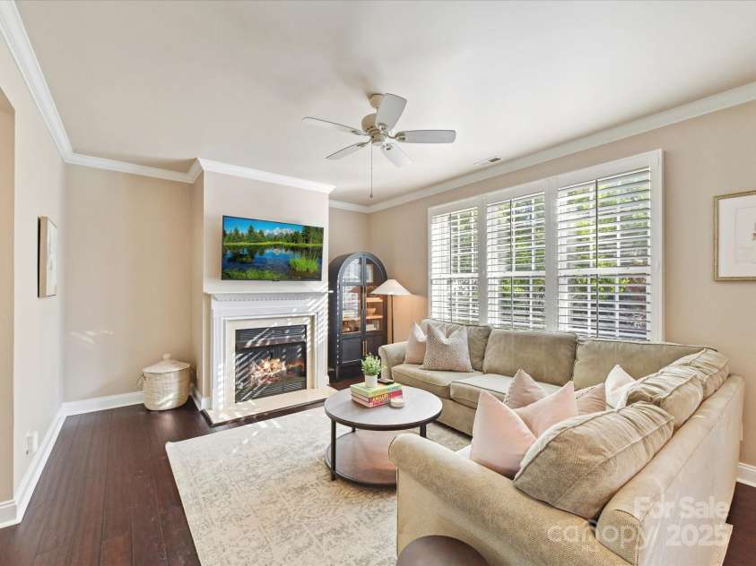 4407 Coventry Row Court, Charlotte, NC 28270.  MLS# CAR4244073, YatesRealty ID 13615. Family Room off Kitchen