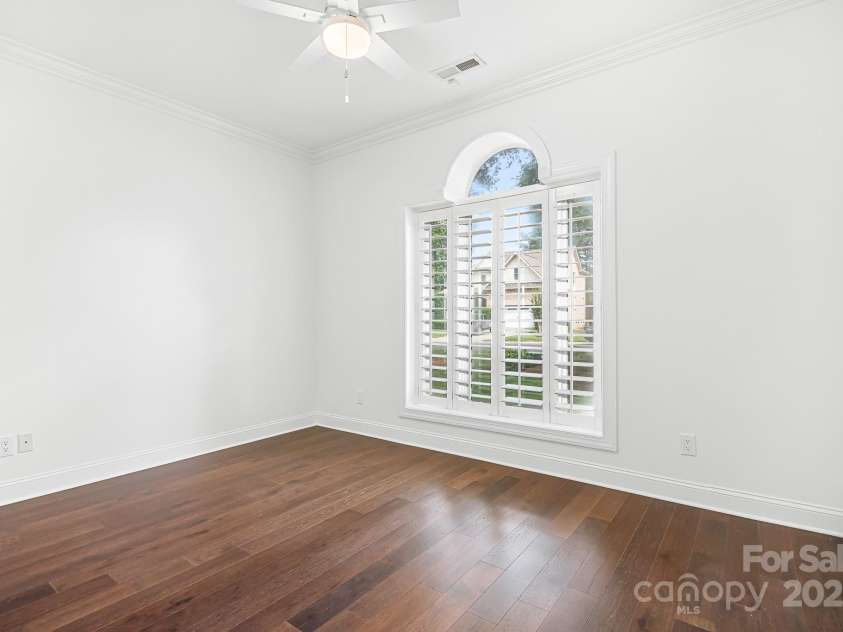 17408 Summer Place Drive, Cornelius, NC 28031.  MLS# CAR4247461, YatesRealty ID 13616. 