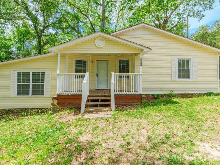 2823 Lyndell Way, Lancaster, SC 29720.  MLS# CAR4370653, YatesRealty ID 13618. 