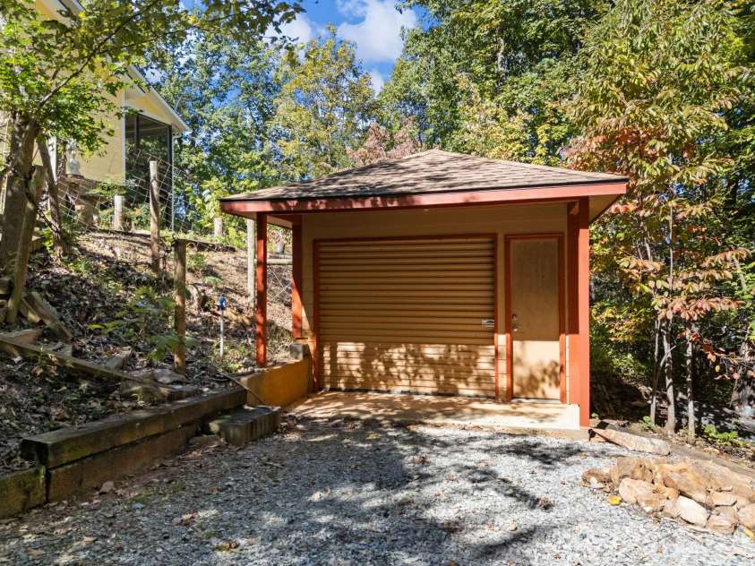160 Caledonia Road, Landrum, SC 29356.  MLS# CAR4314636, YatesRealty ID 13619. Detached 1-car garage