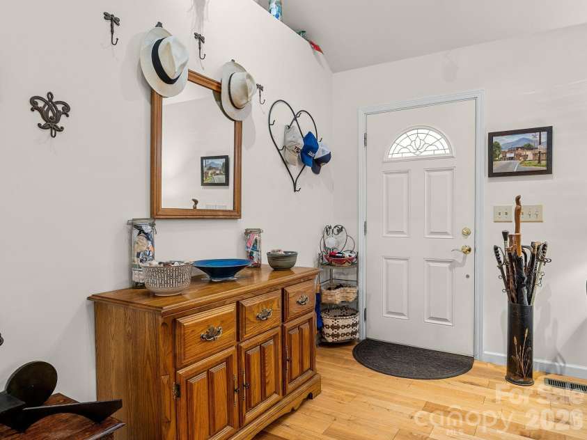 160 Caledonia Road, Landrum, SC 29356.  MLS# CAR4314636, YatesRealty ID 13619. Front Entry