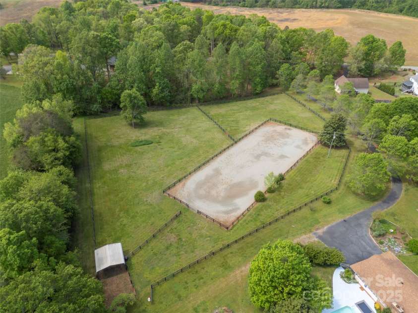 301 Spring Valley Road, Inman, SC 29349.  MLS# CAR4255898, YatesRealty ID 13620. 