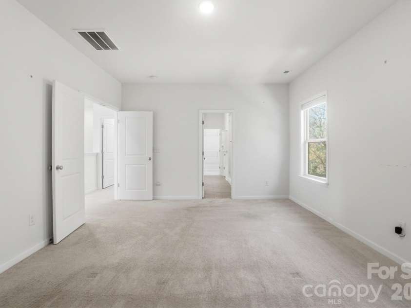 4325 Hunton Dale Road, Concord, NC 28027.  MLS# CAR4319441, YatesRealty ID 13621. 