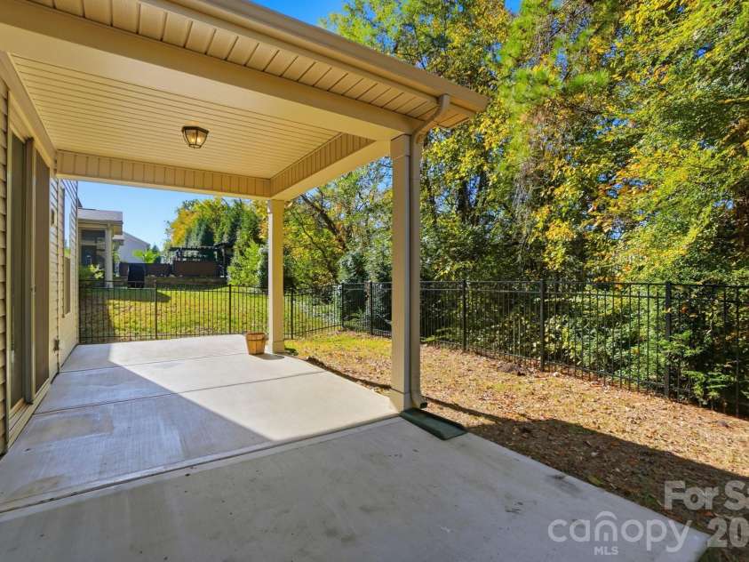 4325 Hunton Dale Road, Concord, NC 28027.  MLS# CAR4319441, YatesRealty ID 13621. 