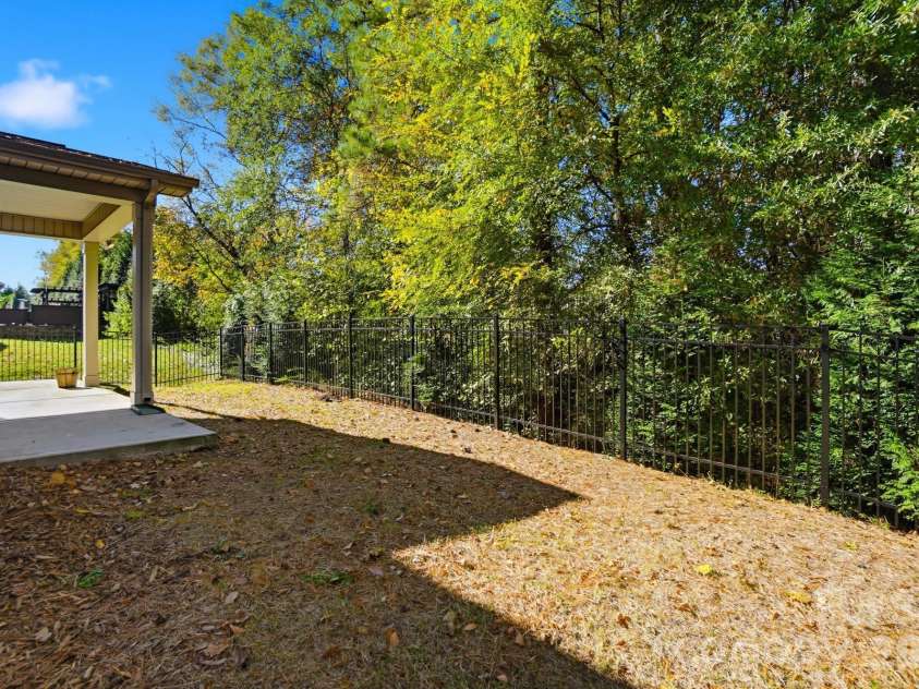 4325 Hunton Dale Road, Concord, NC 28027.  MLS# CAR4319441, YatesRealty ID 13621. 