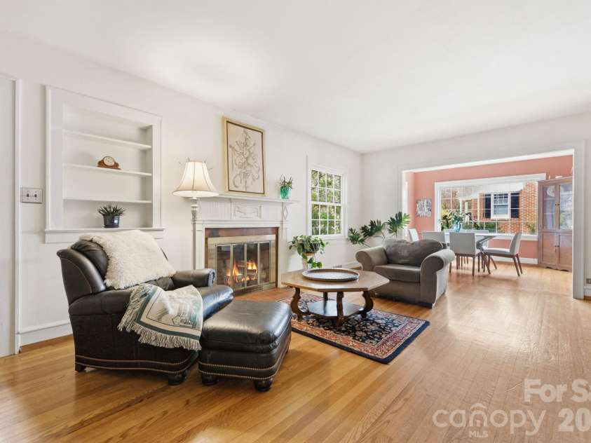 25 Bear Creek Road, Asheville, NC 28806.  MLS# CAR4356405, YatesRealty ID 13622. 