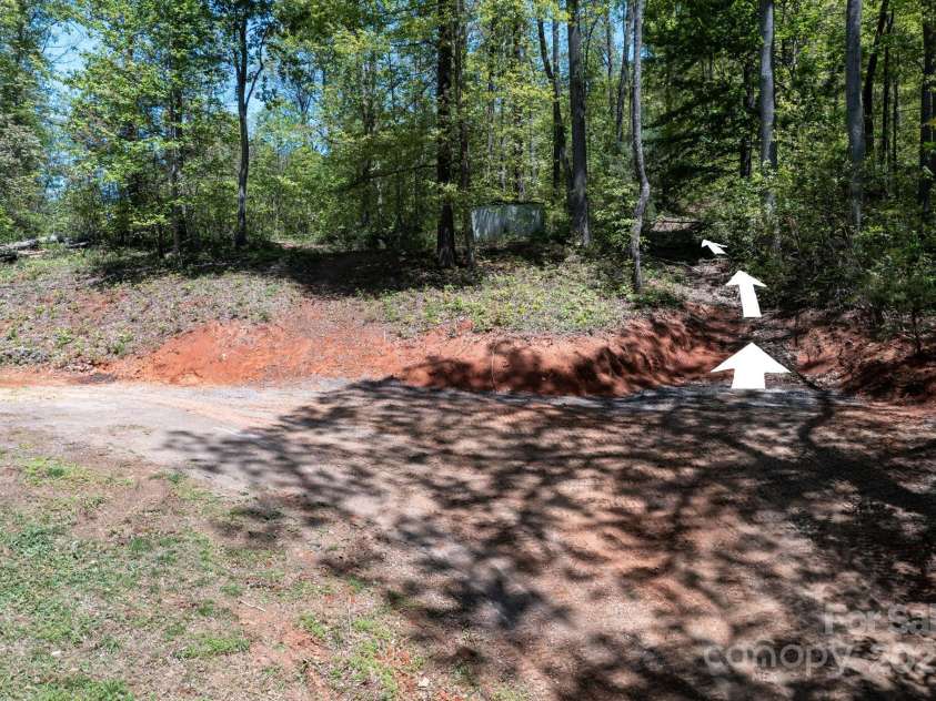 62 Mackenzie Way, Swannanoa, NC 28778.  MLS# CAR4252201, YatesRealty ID 13625. Old Road Bed/Great Spot for Garage